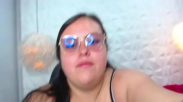Linda_Susan01 from StripChat is Freechat