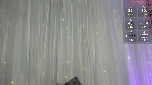 Linda_tajas from StripChat is Freechat