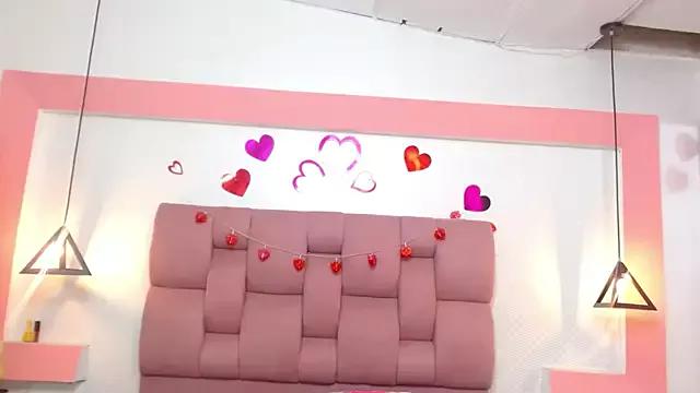 Lindacoopers from StripChat is Freechat