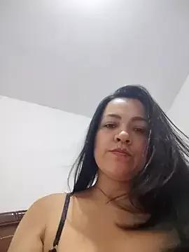 LindaSalo33 from StripChat is Freechat