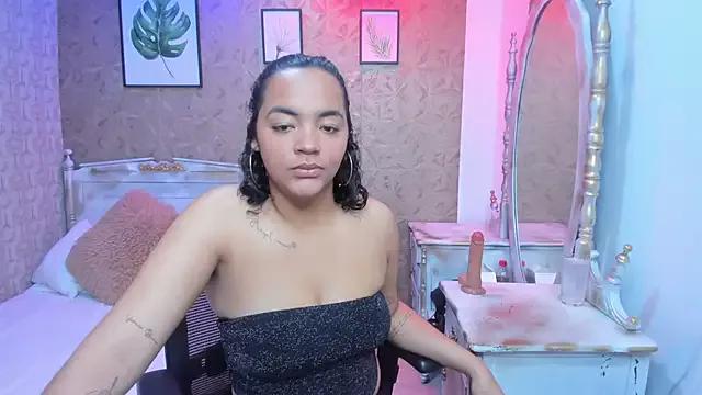 liney_evans_1 from StripChat is Freechat