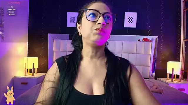 Entertain your itch for girls livestreamers with our collection of stunning models, skilled in the art of temptation and delight.