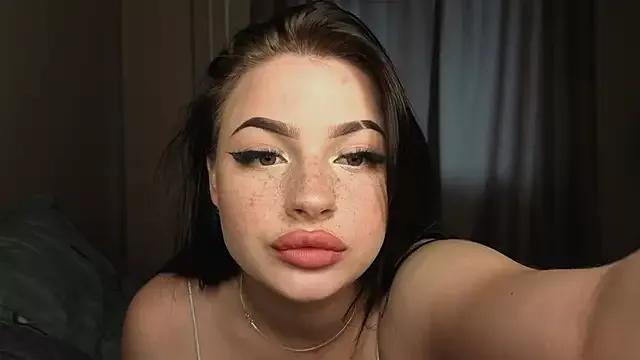 LisaAndDenis from StripChat is Freechat
