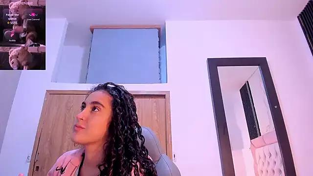 Lissa-1 from StripChat is Freechat