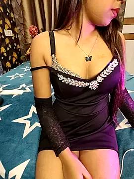 Entertain your itch for girls livestreamers with our collection of stunning models, skilled in the art of temptation and delight.
