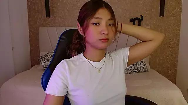little_annee from StripChat is Freechat