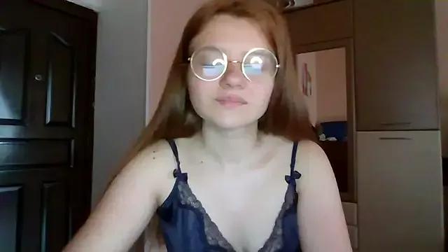 Little_shygirl from StripChat is Freechat