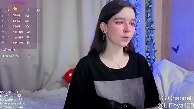 little_Teya from StripChat is Freechat