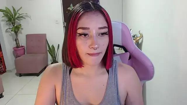 littleangel1_m from StripChat is Freechat