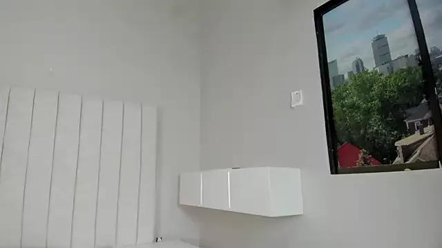 Littleolivia_ from StripChat is Freechat