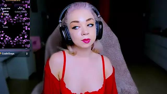 littleSiyfairy from StripChat is Freechat