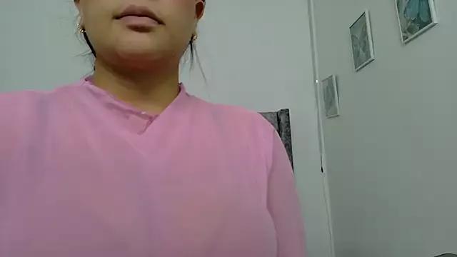 Lizbeth_Rouse from StripChat is Freechat