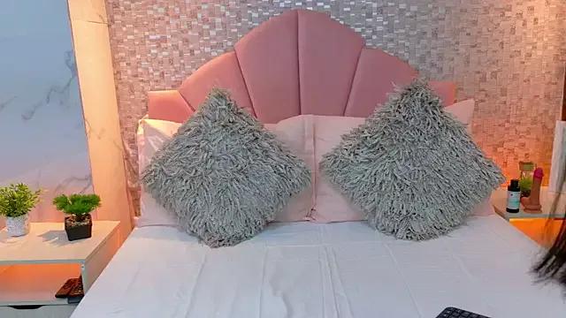 Entertain your itch for girls livestreamers with our collection of stunning models, skilled in the art of temptation and delight.