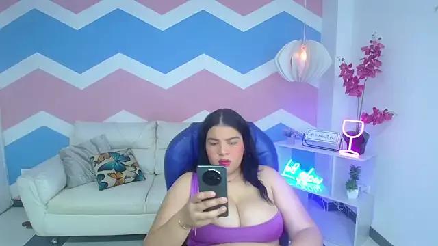 Entertain your itch for girls livestreamers with our collection of stunning models, skilled in the art of temptation and delight.