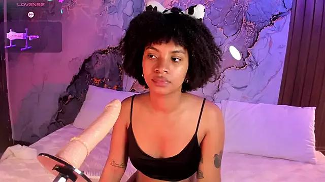Lolalewis777 from StripChat is Freechat