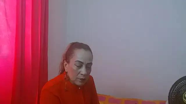 lolascarlett from StripChat is Freechat