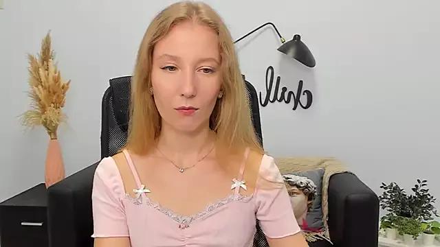 Entertain your itch for girls livestreamers with our collection of stunning models, skilled in the art of temptation and delight.