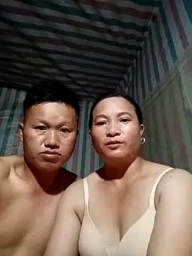 Love-Mama33 from StripChat is Freechat
