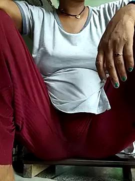 Love-pari077 from StripChat is Freechat