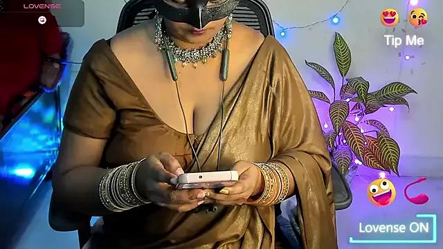 Love_Winss from StripChat is Freechat