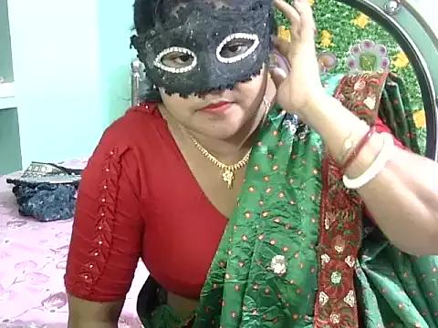 Loveing_Wife_32 from StripChat is Freechat