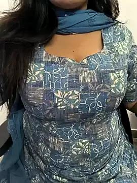 lovely_zara from StripChat is Freechat