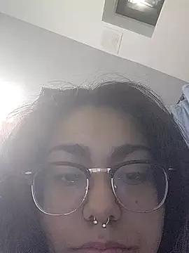 Lovelyrainn from StripChat is Freechat