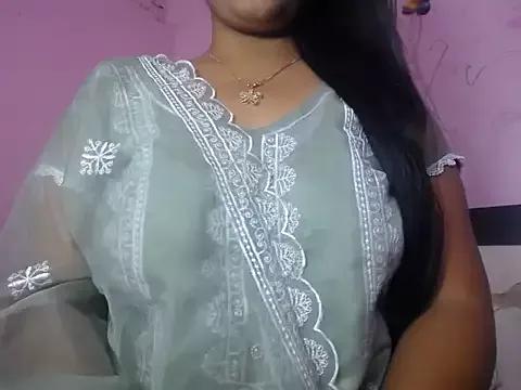 LoveSoni from StripChat is Freechat