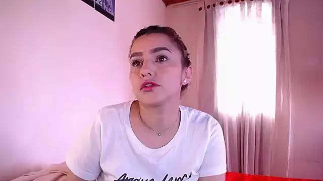 Lu_perez from StripChat is Freechat