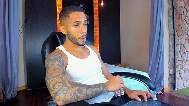 Lucaswatsons from StripChat is Freechat
