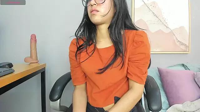 Entertain your itch for girls livestreamers with our collection of stunning models, skilled in the art of temptation and delight.
