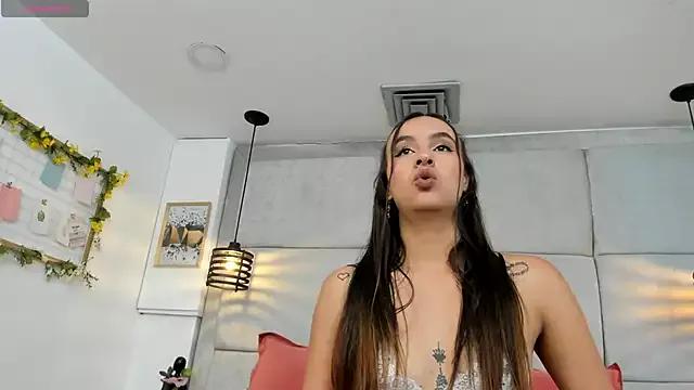 Entertain your itch for girls livestreamers with our collection of stunning models, skilled in the art of temptation and delight.