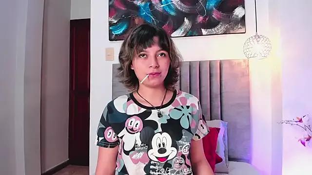 LuciaFerrero from StripChat is Freechat