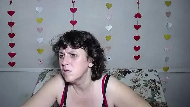 LuciaMii from StripChat is Freechat
