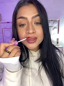 lucianaroy from StripChat is Freechat