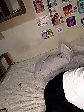 lucianasama from StripChat is Freechat