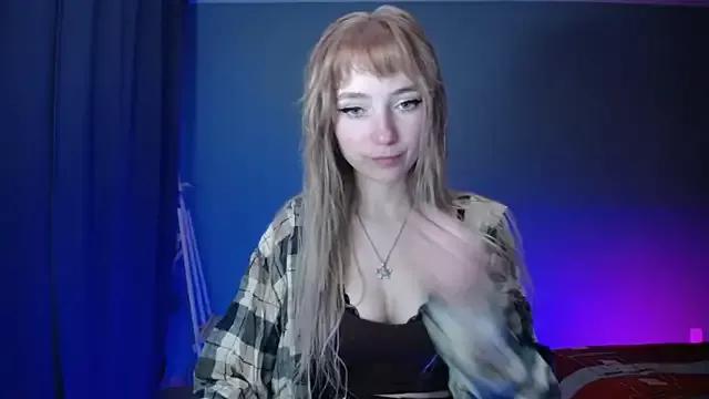 Photos of LuciaYoung from StripChat is Freechat