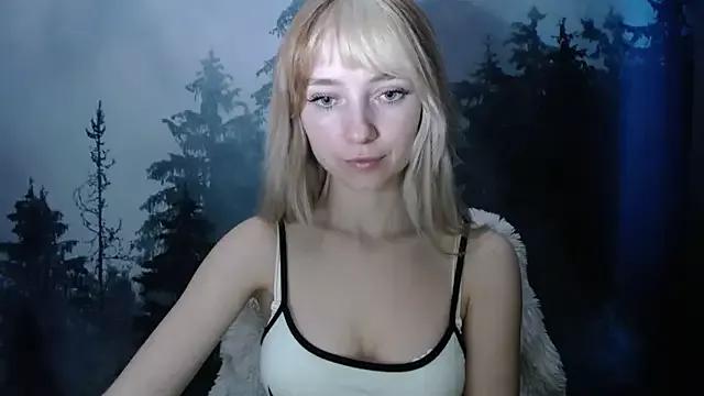 Entertain your itch for girls livestreamers with our collection of stunning models, skilled in the art of temptation and delight.