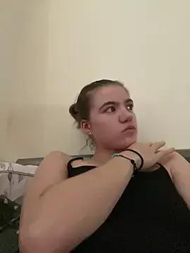 Lucy-XXX- from StripChat is Freechat
