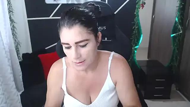 LUCY_LI from StripChat is Freechat