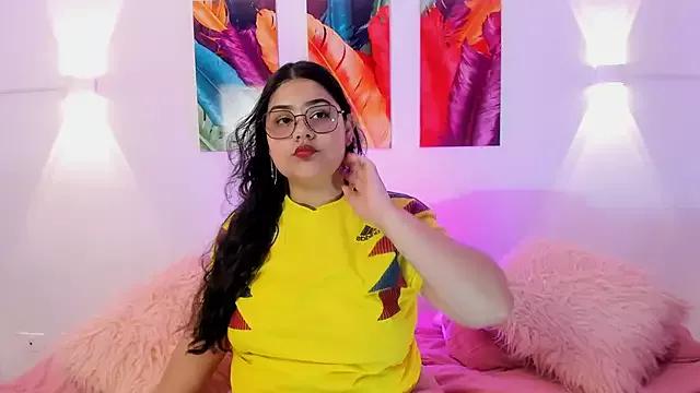 Entertain your itch for girls livestreamers with our collection of stunning models, skilled in the art of temptation and delight.