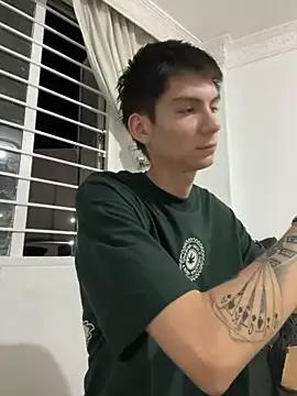 Luke_and_Leia from StripChat is Freechat