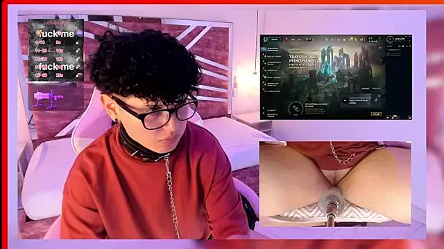 Entertain your itch for girls livestreamers with our collection of stunning models, skilled in the art of temptation and delight.