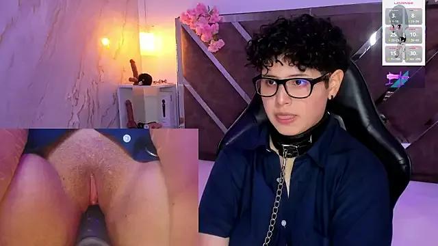 LukeBear from StripChat is Freechat