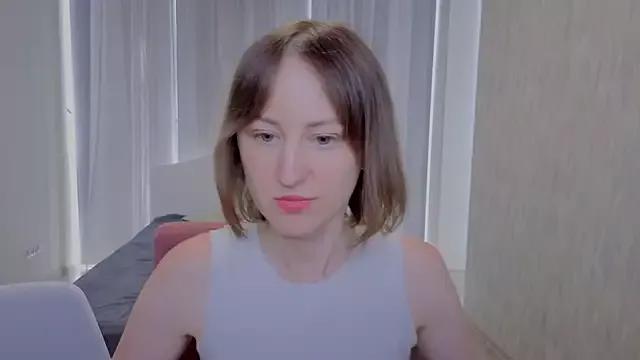 LuluChiiii from StripChat is Freechat