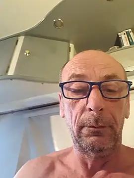 LuluEros from StripChat