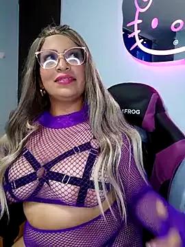 Luna-kaze from StripChat is Freechat