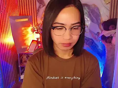 Luna23_Love from StripChat is Freechat