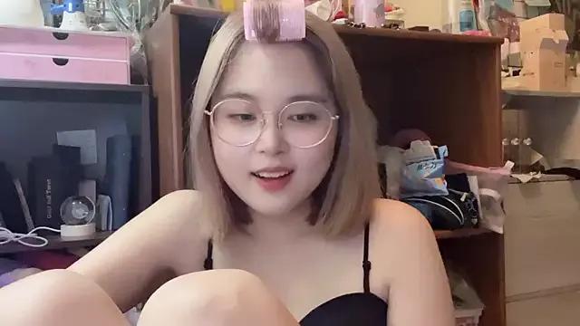 Entertain your itch for girls livestreamers with our collection of stunning models, skilled in the art of temptation and delight.