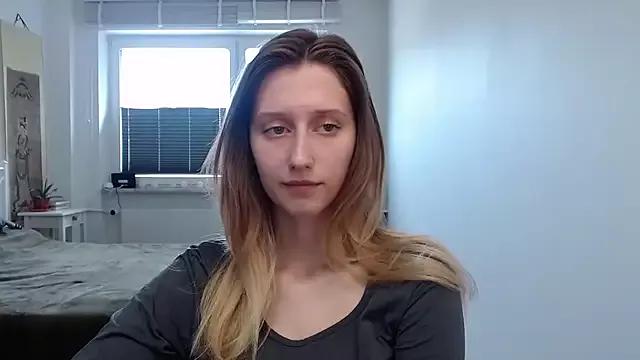 LUNA_delight from StripChat is Freechat